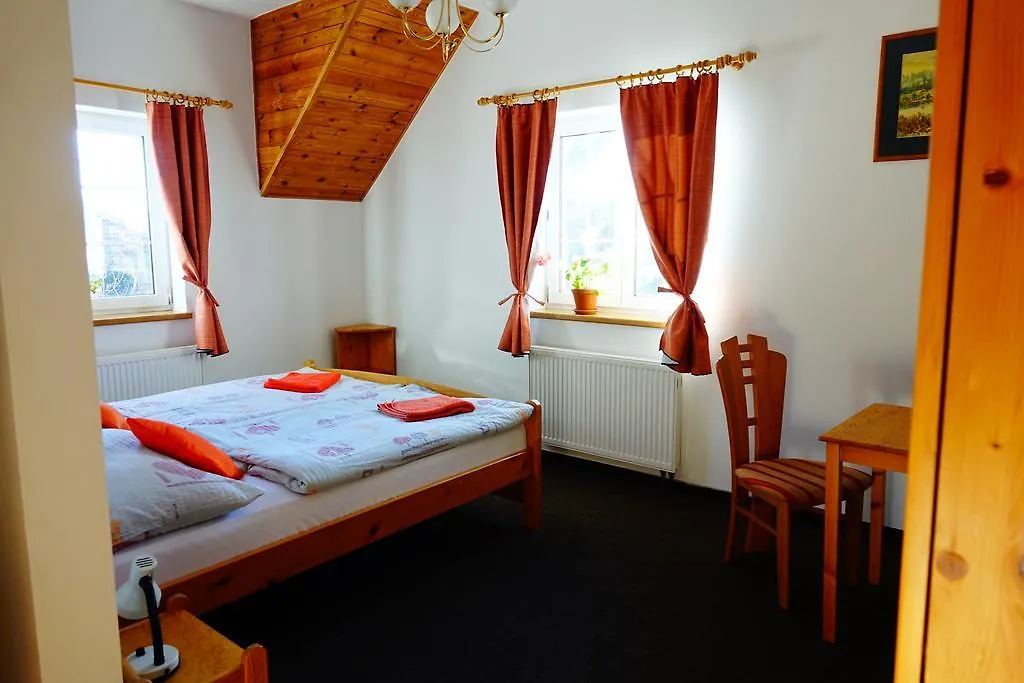 Penzion U Studánky Karlsbad 2*,
